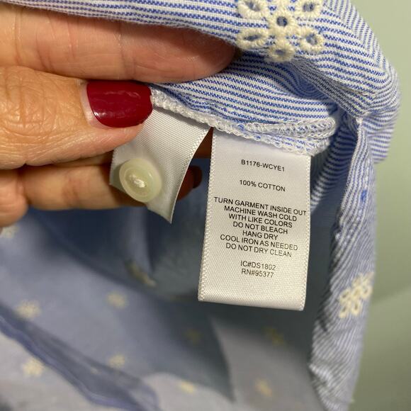Sanctuary Blue Striped All Over Eyelet Flowers Oversized Button Up Blouse Size S - Picture 5 of 8